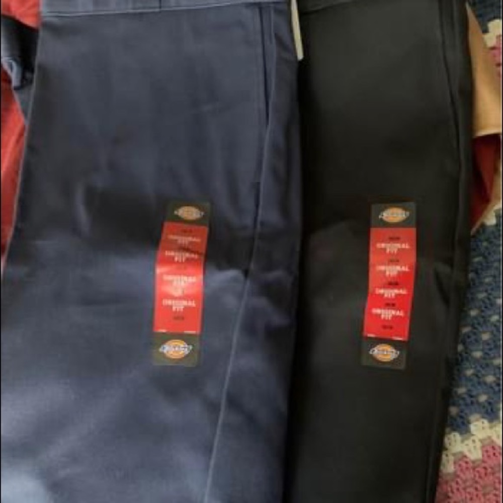 Plus-size Dickies Men’s pants (1 blue and 1 black)